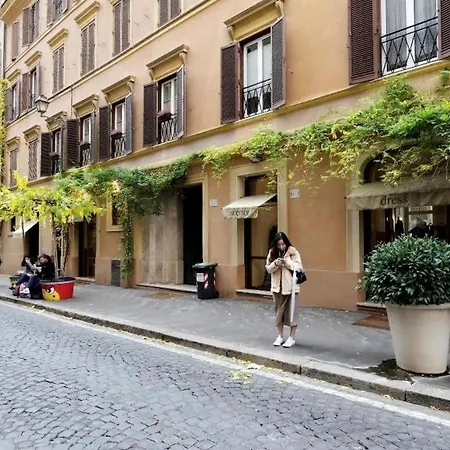 Apartment Piazza Di Spagna Halldis Rom
